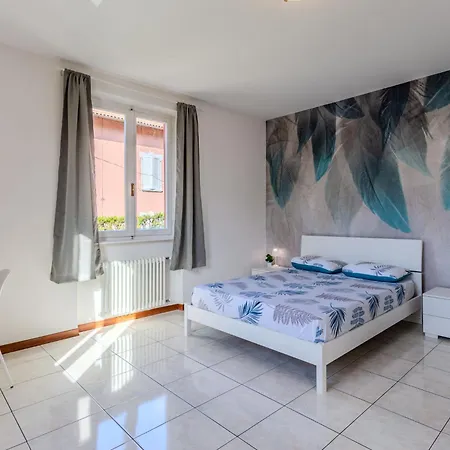 Leo By Interhome Apartman Lenno
