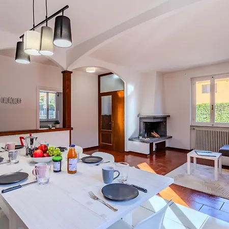 Apartman Leo By Interhome Lenno